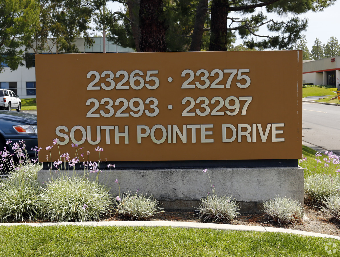 23265 South Pointe Dr Laguna Hills CA 92653