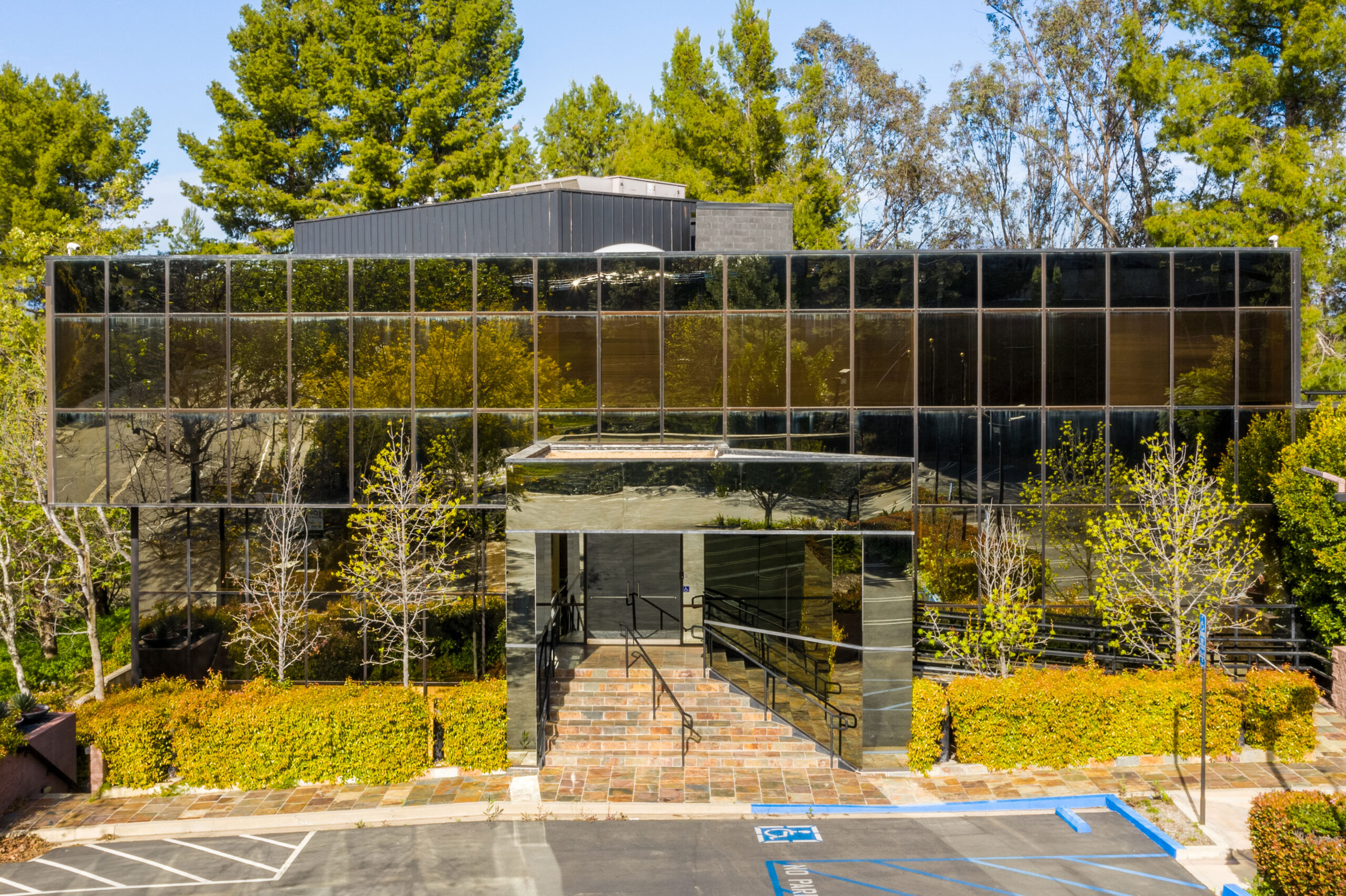23212 Mill Creek Dr Laguna Hills CA 92653
