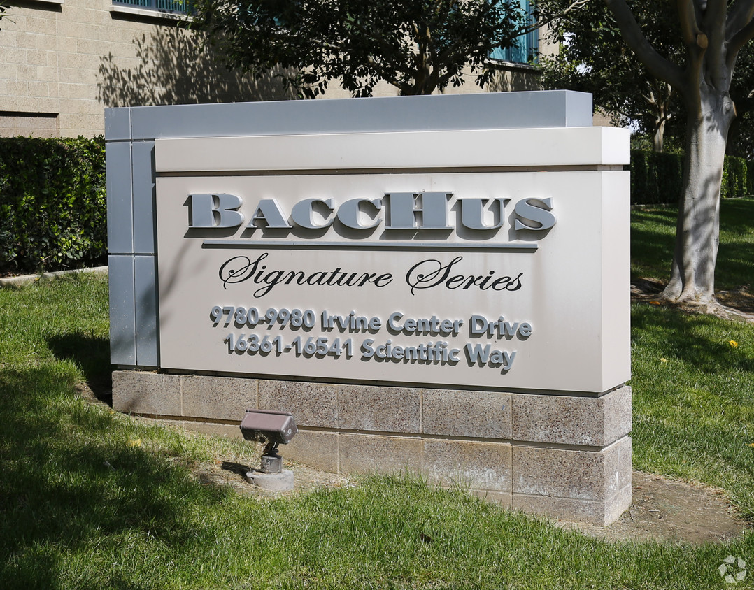 9910 Irvine Center Dr. Irvine CA 92618
